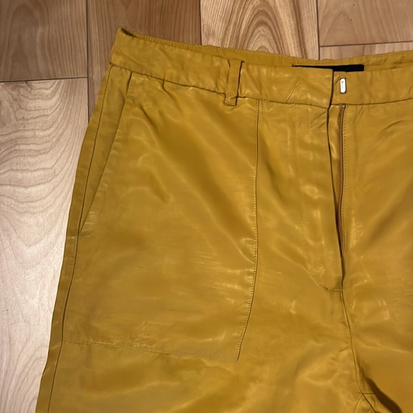 Yellow waxed effect Zara pants - Picture 3 of 4